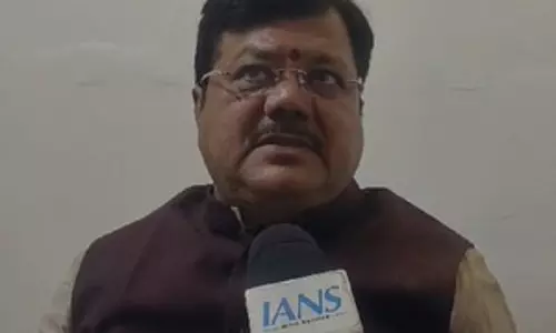 महायुति में सबकुछ ठीक, तीनों पार्टी के नेता लेंगे शपथ : प्रवीण दरेकर महायुति में सबकुछ ठीक, तीनों पार्टी के नेता लेंगे शपथ : प्रवीण दरेकर