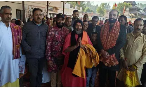 Dr Sharma: धार्मिकता से तनाव का स्तर सुधर सकता है Dr Sharma: धार्मिकता से तनाव का स्तर सुधर सकता है