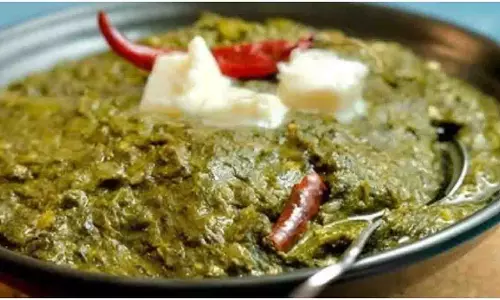 Cooking Tips: सर्दियों में साग बनाते समय जरूर मिलाएं ये चीज, बढ़ जाएगा स्वाद Cooking Tips: सर्दियों में साग बनाते समय जरूर मिलाएं ये चीज, बढ़ जाएगा स्वाद