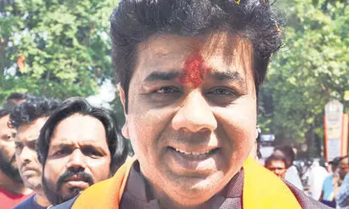 MNS ठाणे-पालघर जिला प्रमुख ने पद से इस्तीफा दिया MNS ठाणे-पालघर जिला प्रमुख ने पद से इस्तीफा दिया
