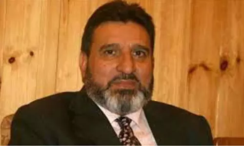 Bukhari: अनंतनाग-बिजबेहरा-पहलगाम रेल परियोजना के संबंध में सभी हितधारकों को शामिल Bukhari: अनंतनाग-बिजबेहरा-पहलगाम रेल परियोजना के संबंध में सभी हितधारकों को शामिल