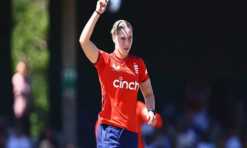 फ्रेया केम्प South Africa में होने वाली वनडे सीरीज से बाहर फ्रेया केम्प South Africa में होने वाली वनडे सीरीज से बाहर