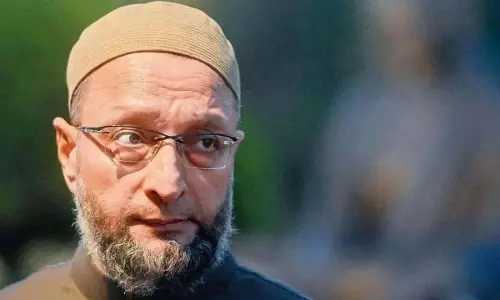 अदालत ने संभल मस्जिद सर्वेक्षण का आदेश क्यों दिया: Asaduddin Owaisi अदालत ने संभल मस्जिद सर्वेक्षण का आदेश क्यों दिया: Asaduddin Owaisi