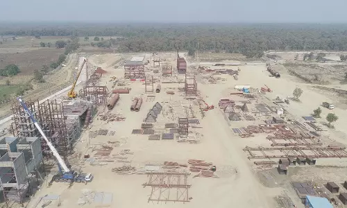 Lloyds Metals & Energy शेयर की कीमत में 7.44% ऊपर