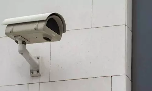 आवासीय स्कूल में लगे CCTV कैमरों का विरोध, स्टूडेंट्स को हो रही परेशानी