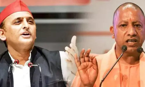 Lucknow: अखिलेश यादव ने रोड सेफ्टी के बहाने भाजपा पर निशाना साधा Lucknow: अखिलेश यादव ने रोड सेफ्टी के बहाने भाजपा पर निशाना साधा
