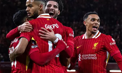 Gary Neville को लगता है कि लिवरपूल इस सीजन में प्रीमियर लीग जीतने के लिए बहुत प्रबल दावेदार है