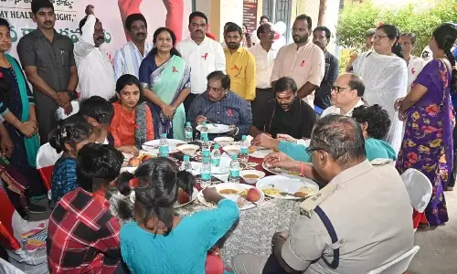 Andhra Pradesh : विश्व एड्स दिवस पर जागरूकता कार्यक्रम Andhra Pradesh : विश्व एड्स दिवस पर जागरूकता कार्यक्रम