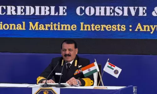 समुद्र में बढ़ेगी नौसेना की शक्ति, पाक की मदद कर रहा है चीन: नौसेना प्रमुख
