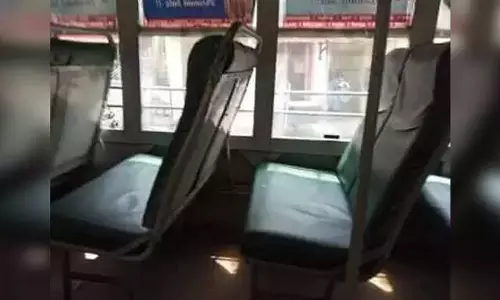 चलती बस से थूकना बना जिंदगी का आखिरी फैसला, जरा संभल के...