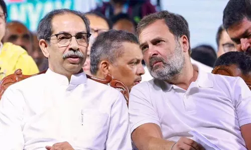 Kejriwal के बाद उद्धव ठाकरे देंगे कांग्रेस को झटका? पदाधिकारियों की अहम मांग