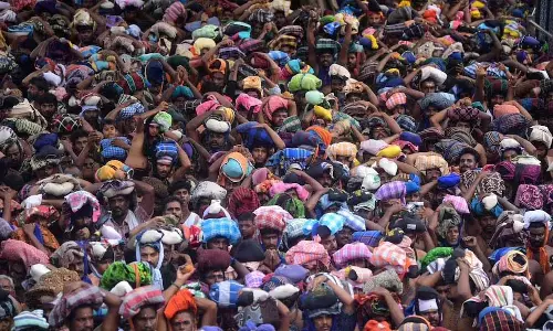 Kerala :  सबरीमाला में भारी बारिश वन मार्ग पर ट्रैकिंग, पंपा में स्नान पर रोक