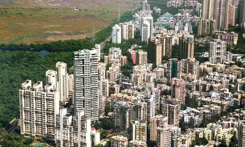 Mumbai: डेढ़ साल में घर खरीदारों के मुआवजे के लिए 200 करोड़ रुपए वसूले