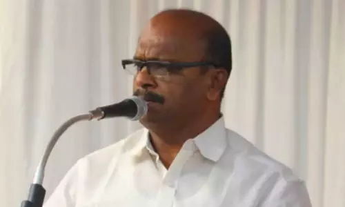 Kerala : माकपा मधु मुल्लास्सेरी को निष्कासित कर सकती Kerala : माकपा मधु मुल्लास्सेरी को निष्कासित कर सकती