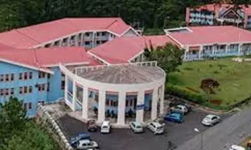 Meghalaya : आरोपों की चल रही जांच के बीच एनईएचयू के कुलपति ने छुट्टी बढ़ाई