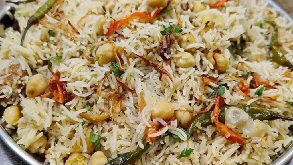 Kabuli Chana Pulao:  घर पर बनाएं छोले पुलाव, बढ़ जाएगा डिनर का स्वाद