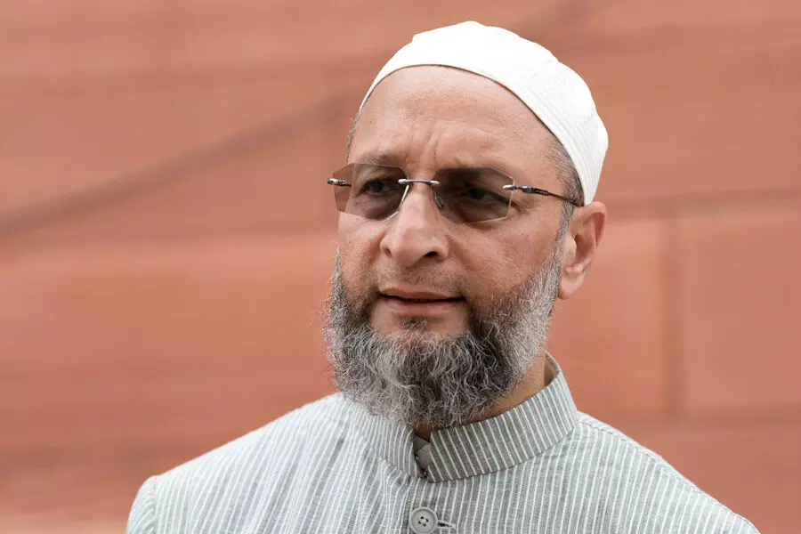 Owaisi ने पूछा, अदालत ने संभल मस्जिद सर्वेक्षण का आदेश क्यों दिया?