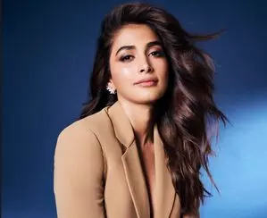 Pooja Hegde ने ‘है जवानी तो इश्क होना है’ का पहला शेड्यूल पूरा किया