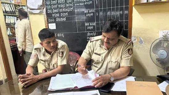 Bengaluru : पुलिस ने 20 मिनट के भीतर चोरी हुए एयरपॉड्स बरामद किए