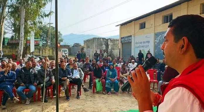 Pathania ने जिला महिला कल्याण समितियों के नियमितीकरण के लिए ठोस नीति की मांग की