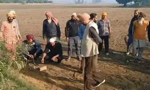 Punjab: मलेरकोटला में सिखों ने मस्जिद निर्माण के लिए जमीन दान की Punjab: मलेरकोटला में सिखों ने मस्जिद निर्माण के लिए जमीन दान की