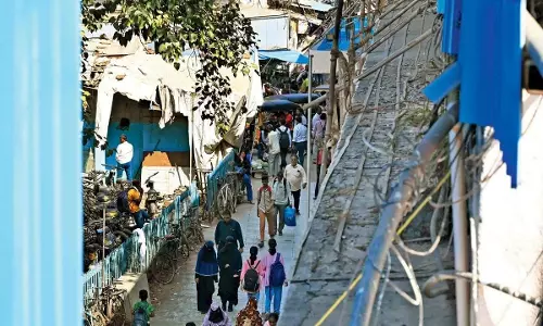BKC pod taxi project: जानकारी, पारदर्शिता, हितधारकों से परामर्श क्यों नहीं BKC pod taxi project: जानकारी, पारदर्शिता, हितधारकों से परामर्श क्यों नहीं