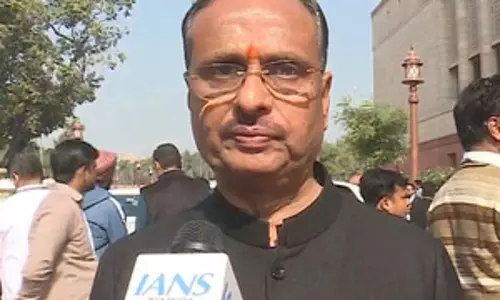 हमारी सरकार किसानों के मुद्दों पर बात करने के लिए हमेशा तैयार : दिनेश शर्मा