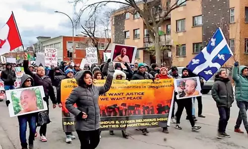 Montreal में हिंदुओं ने बांग्लादेश के खिलाफ विरोध प्रदर्शन किया Montreal में हिंदुओं ने बांग्लादेश के खिलाफ विरोध प्रदर्शन किया