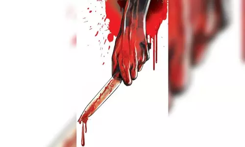 Tamil Nadu: शादी की बातचीत को लेकर प्रेमिका के भाई ने की युवक की हत्या Tamil Nadu: शादी की बातचीत को लेकर प्रेमिका के भाई ने की युवक की हत्या