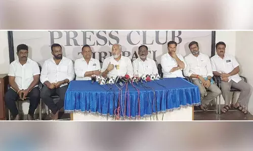 लोग जानते हैं कि येर्रावरिपलेम में क्या हुआ: MLA Nani लोग जानते हैं कि येर्रावरिपलेम में क्या हुआ: MLA Nani
