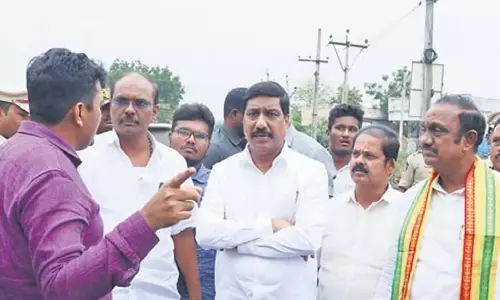 Andhra सरकार ने गड्ढा मुक्त मिशन के तहत 861 करोड़ रुपये की सड़क मरम्मत परियोजनाएं शुरू की