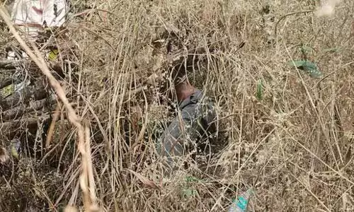 Child and mother पर कुल्हाड़ी से हमला करने वाले व्यक्ति को गिरफ्तार किया