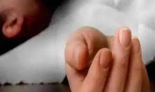 Tamil Nadu: दर्दनाक हादसा, मकान पर चट्टान गिरने से सात लोगों की मौत Tamil Nadu: दर्दनाक हादसा, मकान पर चट्टान गिरने से सात लोगों की मौत