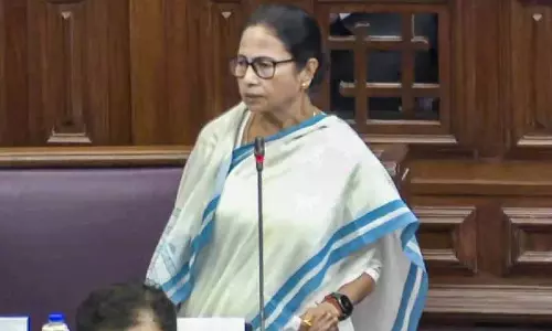 CM Mamata Banerjee: धार्मिक समुदाय पर अत्याचार से बचने के लिए वक्फ बिल वापस लें भाजपा CM Mamata Banerjee: धार्मिक समुदाय पर अत्याचार से बचने के लिए वक्फ बिल वापस लें भाजपा