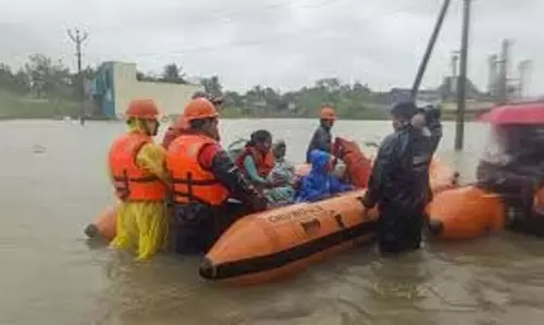 Cyclone Fengal: तमिलनाडु में बारिश का कहर जारी