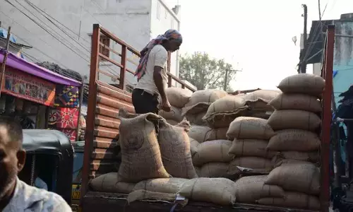 Telangana :  बिचौलियों पर लगाम लगाने के लिए टीजी सरकार ने 3-स्तरीय निवारण तंत्र अपनाया