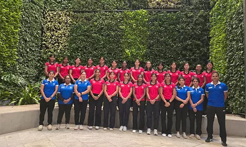 उत्साहित भारतीय हॉकी टीम Women Junior Asia Cup के लिए रवाना
