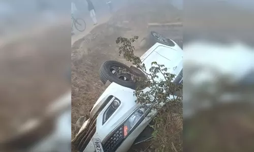 सावधान! बड़े धोखे हैं गूगल मैप की राह में...नहर में गिरी कार, 112 पर कॉल किया