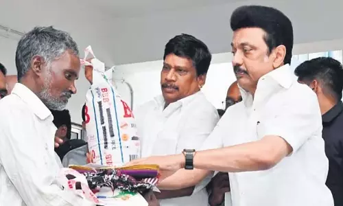 CM MK Stalin ने विल्लुपुरम का दौरा किया, कहा- किसानों और निवासियों को मुआवजा दिया जाएगा