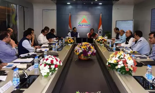 Andhra-Telangana के अधिकारियों के पैनल ने 15 लंबित द्विपक्षीय मुद्दों पर चर्चा की Andhra-Telangana के अधिकारियों के पैनल ने 15 लंबित द्विपक्षीय मुद्दों पर चर्चा की