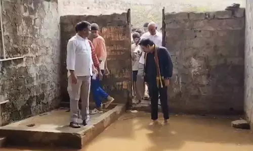 Telangana :  हनुमाकोंडा में मडिकोंडा सोशल वेलफेयर गुरुकुल में तनाव