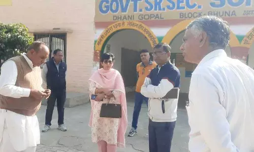 Haryana : फतेहाबाद में छात्रों की शिकायत के बाद नशे में धुत पीटीआई शिक्षक की जांच
