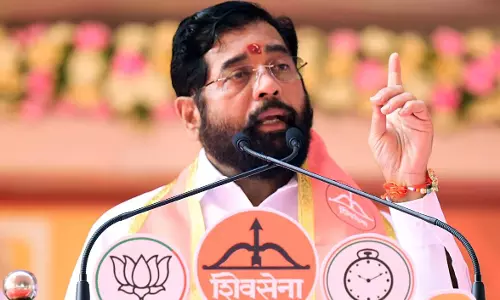 कौन मारेगा बाजी?...महाराष्ट्र की सियासत से जुड़ी बड़ी खबर