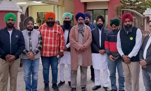 Haryana : किसान नेताओं ने अंबाला पुलिस से मुलाकात की