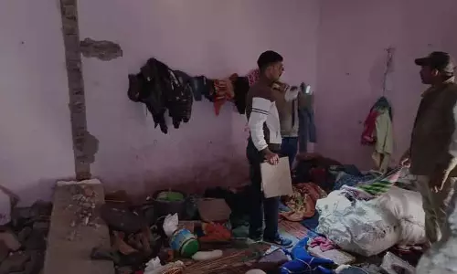 Solan में सिलेंडर विस्फोट में 7 साल का बच्चा मरा Solan में सिलेंडर विस्फोट में 7 साल का बच्चा मरा