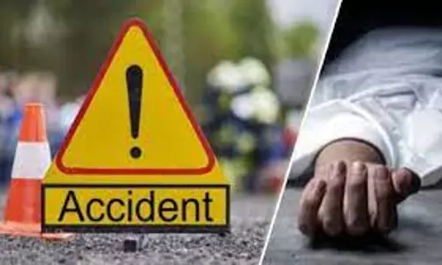 Bihar: सड़क हादसे में चाचा-भतीजा समेत तीन की मौत , बाइक से घर लौट रहे थे Bihar: सड़क हादसे में चाचा-भतीजा समेत तीन की मौत , बाइक से घर लौट रहे थे