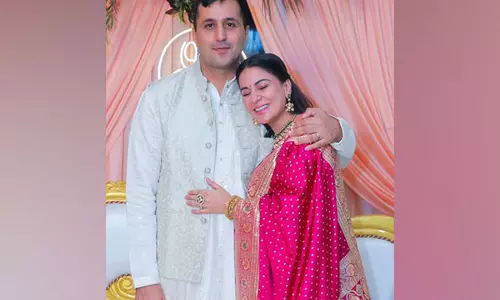 Kundali Bhagya फेम श्रद्धा आर्या ने जुड़वा बच्चों के जन्म की घोषणा की