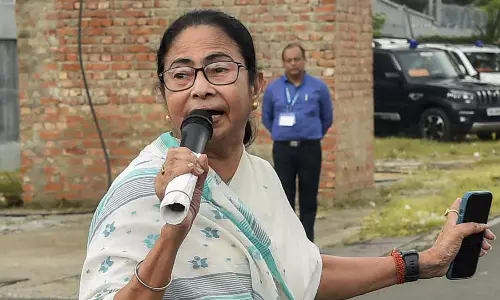 Editorial: तृणमूल कांग्रेस का यह मानना कि भ्रष्टाचार अब चुनावी मुद्दा नहीं Editorial: तृणमूल कांग्रेस का यह मानना कि भ्रष्टाचार अब चुनावी मुद्दा नहीं