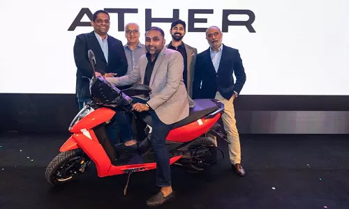 Ather Energy ने कोलंबो में पहला अनुभव केंद्र खोला