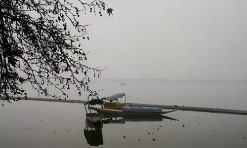 Kashmir में रात का तापमान बढ़ा, श्रीनगर में 1.8 डिग्री सेल्सियस दर्ज Kashmir में रात का तापमान बढ़ा, श्रीनगर में 1.8 डिग्री सेल्सियस दर्ज